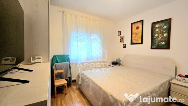 Apartament cu 2 camere, decomandat, centrala proprie, zon... 
