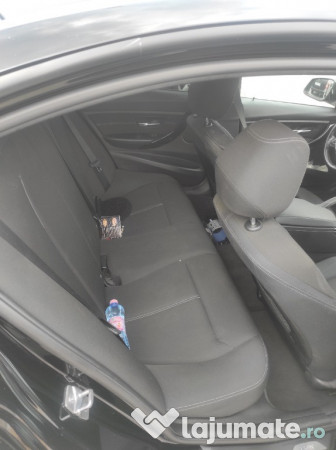 BMW Seria 3 F30 Sport Line 320d Xdrive 4x4 184 CP Automat