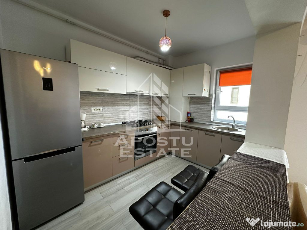 Apartament 2 camere, centrala proprie, loc de parcare, Giroc