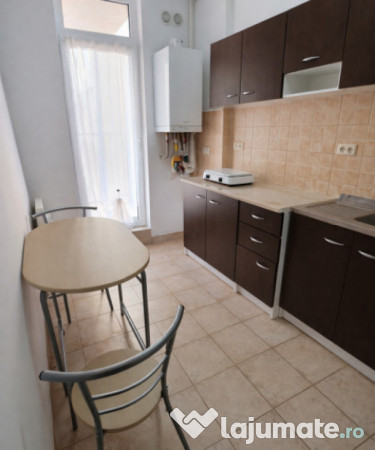 Apartament cu două camere Aradului