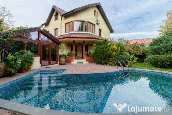 Vilă individuală cu piscină, garaj dublu • teren 766 m