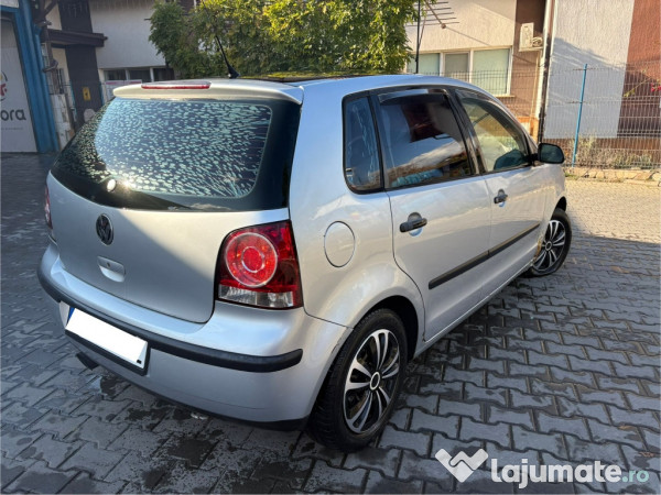 Vw polo 1.4i an 2010 impecabil garantie 