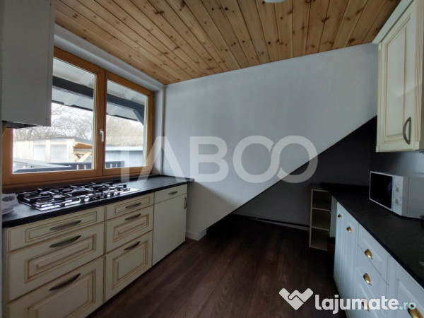 Casa prima inchiriere 120 mp 3 camere 2 bucatarii 2 bai zona