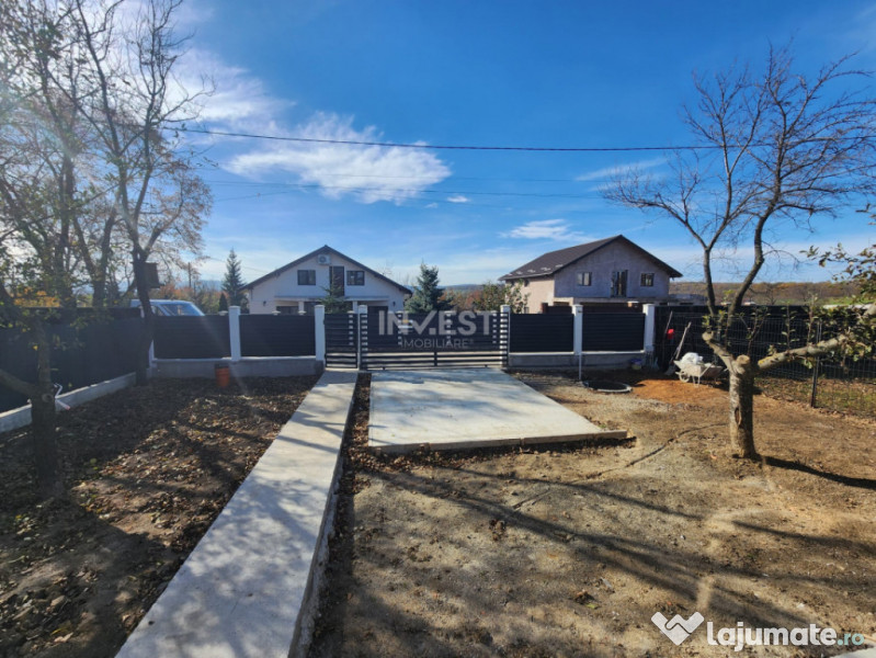 CASA INDIVIDUALA, 3 CAMERE, 550 MP TEREN, CIURBESTI 