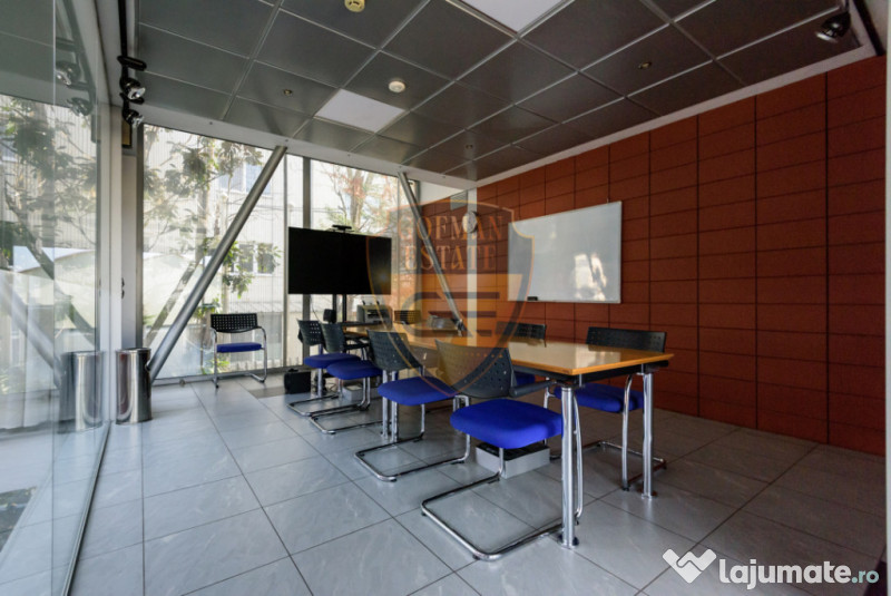 Spațiul comercial, Stadion, 225 mp utili cu curte si balcoa