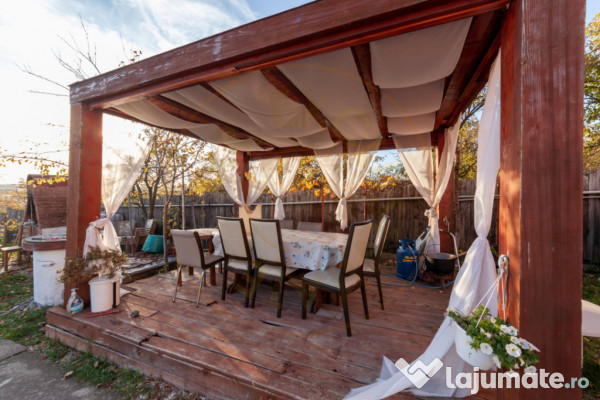 Casa cu priveliste - Stefanesti!