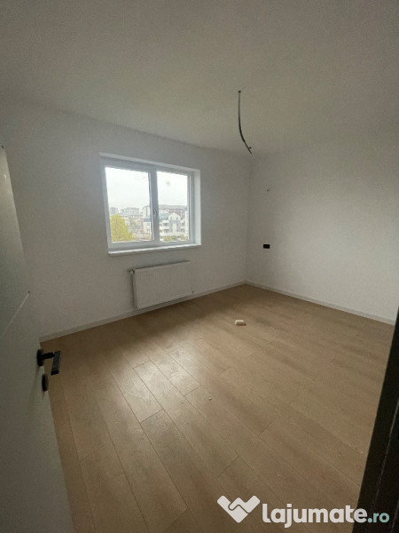 2 camere 47 mp, loc parcare cadastrat, zona Diamantului-Safirului