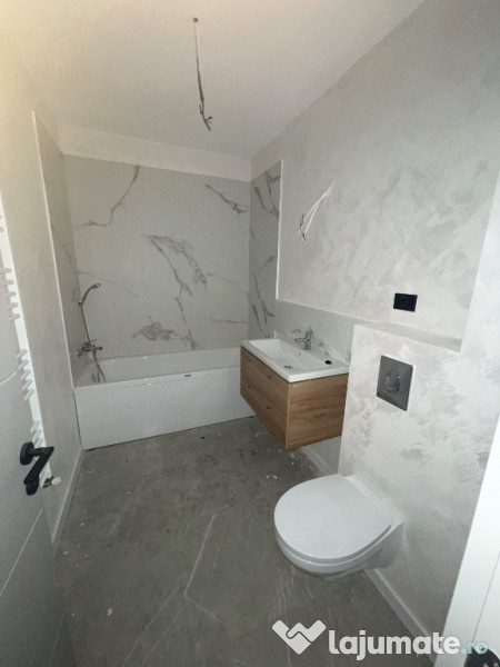 2 camere 47 mp, loc parcare cadastrat, zona Diamantului-Safirului