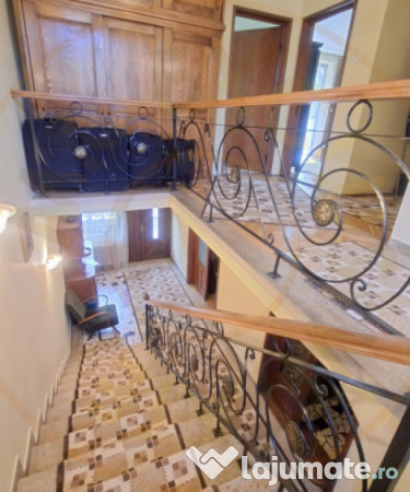 Casa Centrala de vanzare - Strada Rahovei Pitesti 