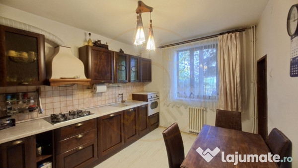 Casa Centrala de vanzare - Strada Rahovei Pitesti 