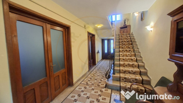 Casa Centrala de vanzare - Strada Rahovei Pitesti 