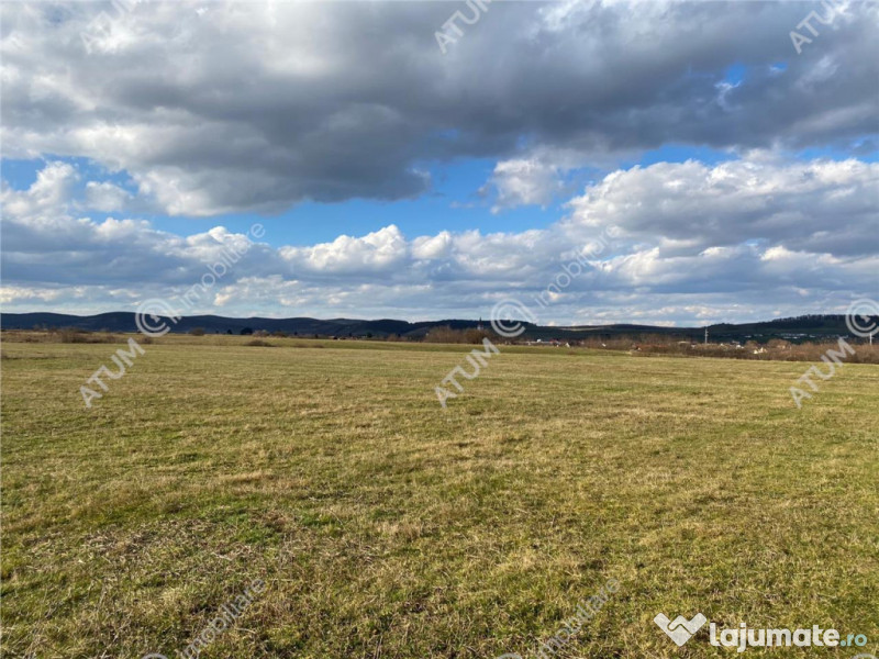 Parcela teren extravilan de 486 mp situat in Cristian