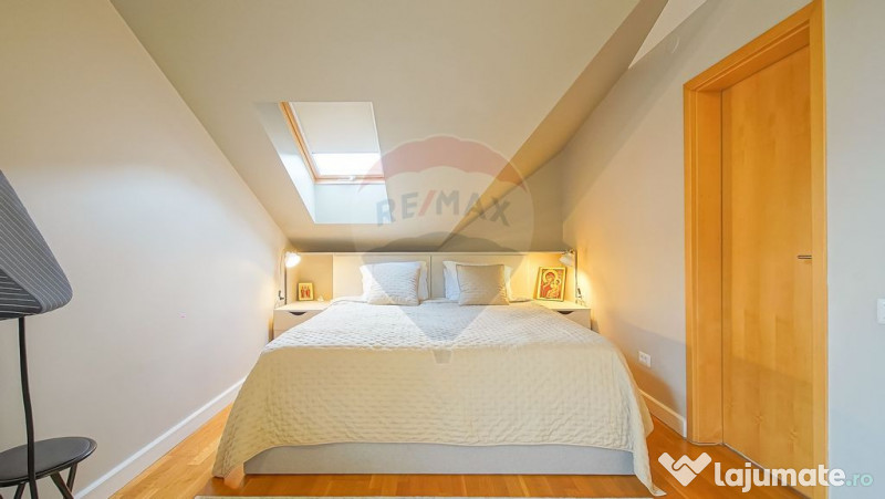 Vila moderna cu vedere spre padure Poiana Angelescu 