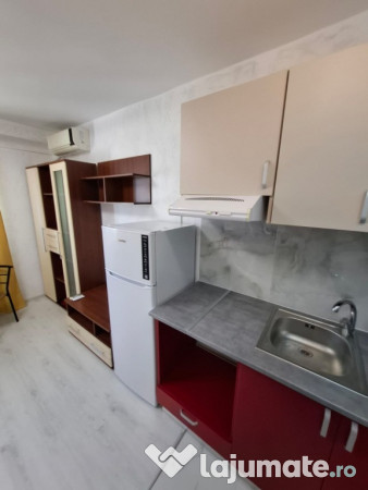 Cameră de cămin cu baie prorie,închirită cu 250euro