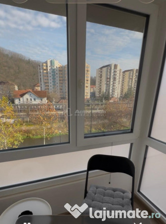 Resita,2 Cam.Cf.1 Semidec. Premium.Central