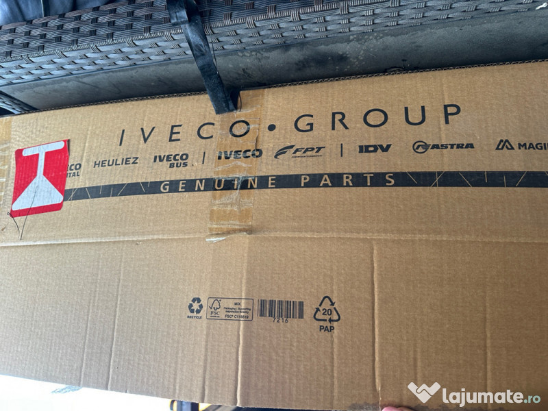 Colț bară spate și stop 