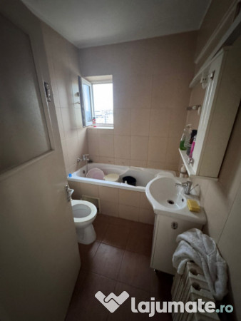 Apartament 2 camere de vanzare, in zona City Park Mall, Cons 
