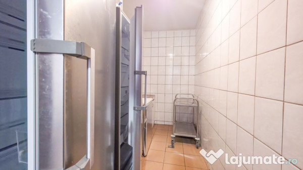 De vânzare – Proprietate comercială tip Restaurant & ... 