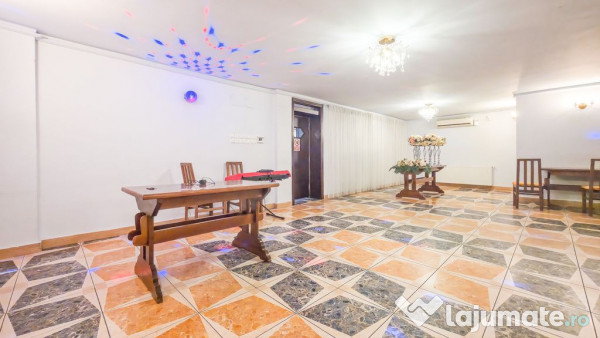 De vânzare – Proprietate comercială tip Restaurant & ... 