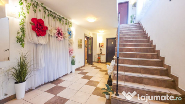 De vânzare – Proprietate comercială tip Restaurant & ... 