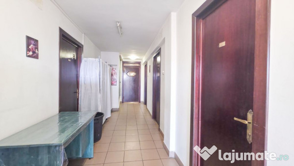 De vânzare – Proprietate comercială tip Restaurant & ... 