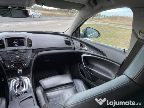 Opel Insignia OPC 