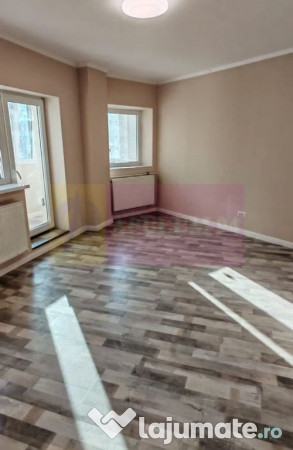 Apartament 3 camere 74mp Metrou Aparatorii Patriei 