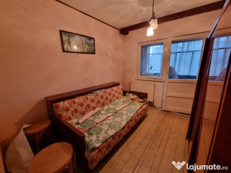 BISTRIȚA LAC- Apartament 3 camere decomandate/două băi/do 