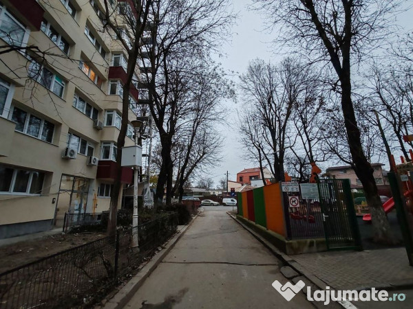 APARTAMENT 2 CAMERE, ALUNISULUI, SECTOR 4, RENOVAT INTEGRAL 