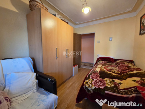 DE VANZARE-APARTAMENT 4 CAMERE-DECOMANDAT-DACIA 