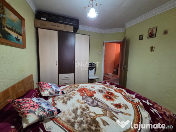 DE VANZARE-APARTAMENT 4 CAMERE-DECOMANDAT-DACIA 