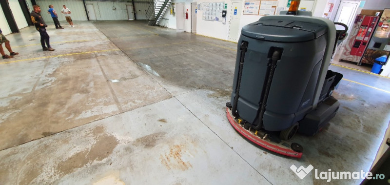 Masina spalat pardoseala - Nnilfisk SC-6000 - ca nou 