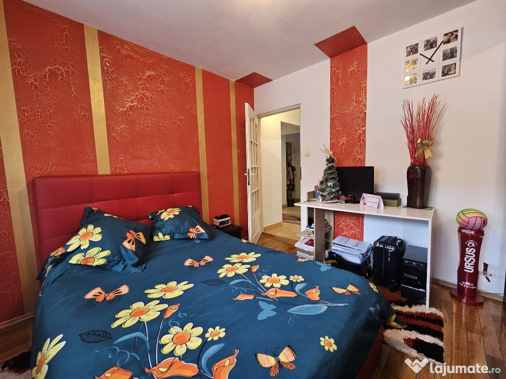 Apartament 3 camere,parter – Zona Piața Centrala 