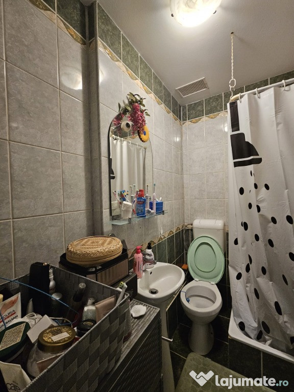 Apartament 3 camere,parter – Zona Piața Centrala 