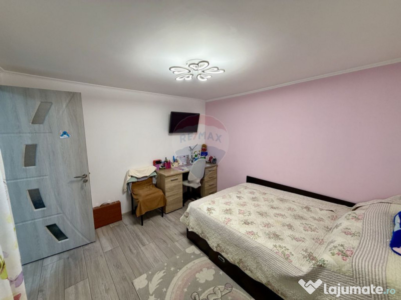 Casă / Vilă cu 4 camere de vânzare în zona Central