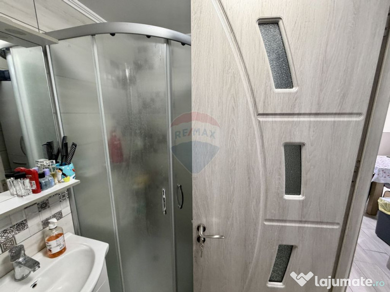 Casă / Vilă cu 4 camere de vânzare în zona Central