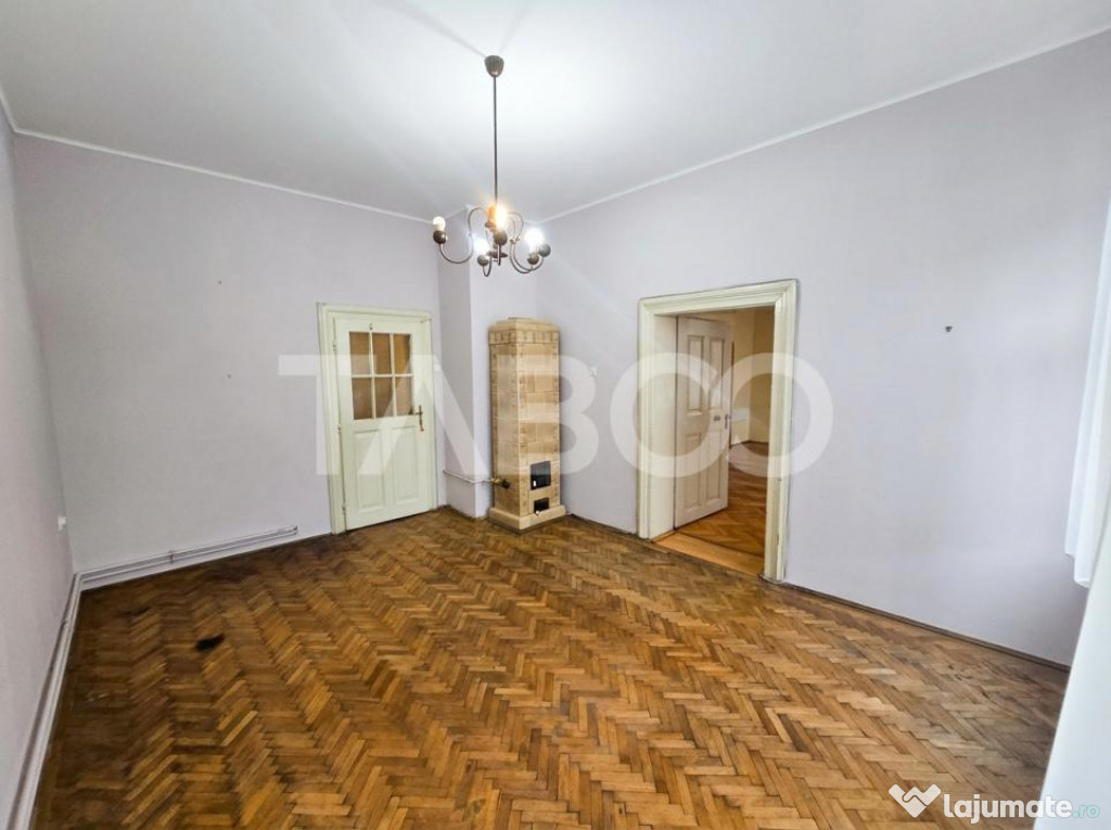 Apartament 3 camere 80 mpu etaj 1 zona Centru Istoric