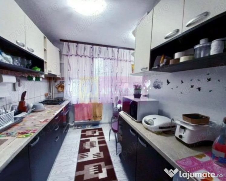 Apartament 4 Camere bine amplasat