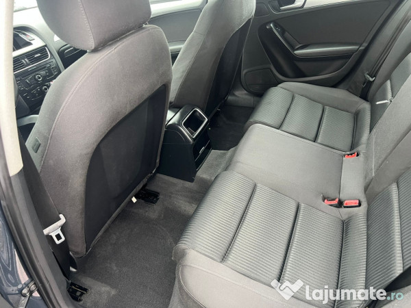 Audi a4 b8 2009 2.0 tdi