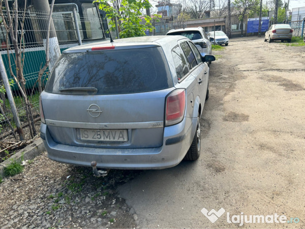 Opel astra h autoturism