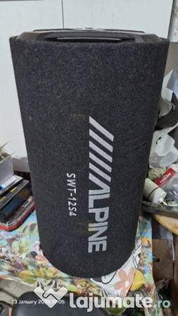 Amplificator Alpine + subwoofer 