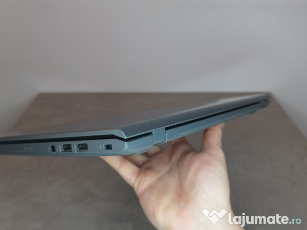 Asus 14' i3-10110u, 256gb SSD, 8gb RAM, Windows 11 