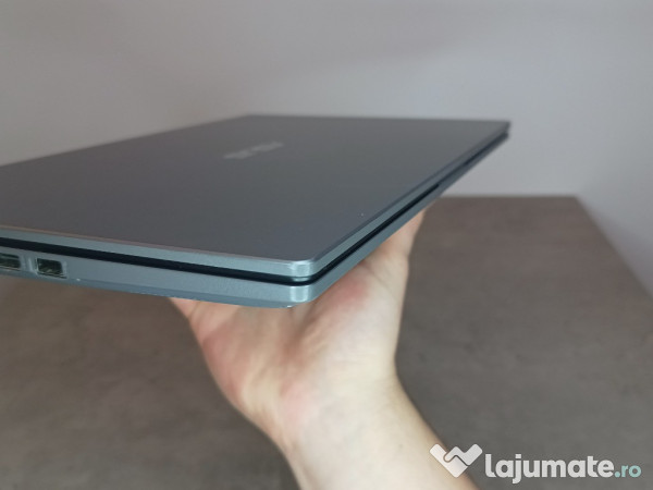 Asus 14' i3-10110u, 256gb SSD, 8gb RAM, Windows 11 