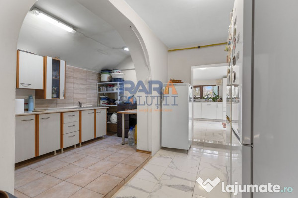 Casă 157 mp utili, complet mobilată și utilată modern 