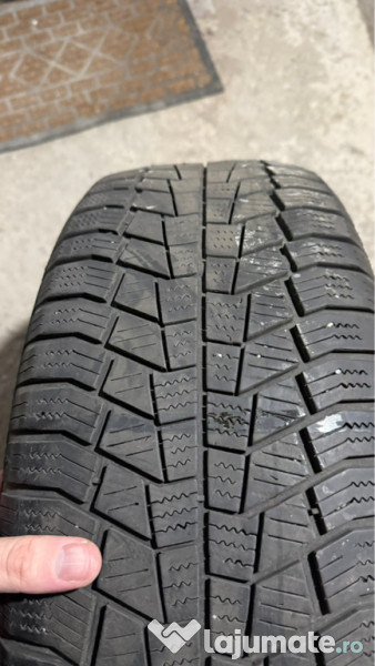 Anvelope 215/60R17 iarna 