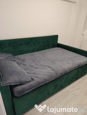 Pat tapițat verde 140x200 cm + saltea inclusă | Stare foarte bună