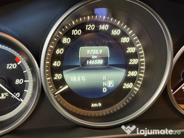 Mercedes-Benz E 220 BlueTEC Break 2015 Automat 