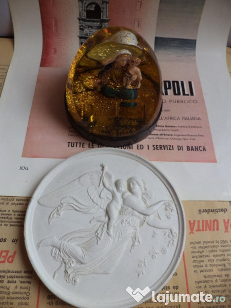 2 Obiecte decorative cu temă religioasă 