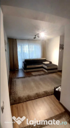 Apartament 3 camere, decomandat - zona Sanpetru