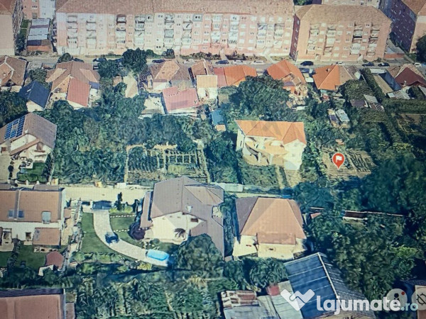 Teren de constructii intre case, in Medias cu utilitatile... 